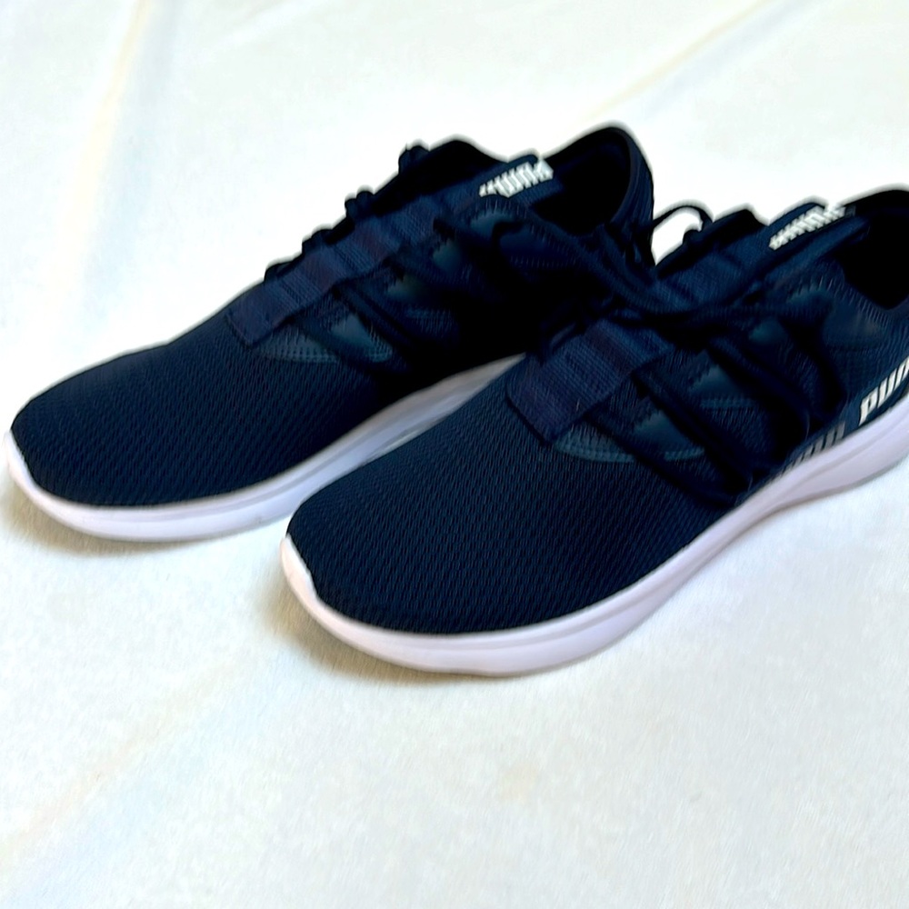 PUMA Men’s Size 11 Navy Sneaker/Tennis Shoe Brand New